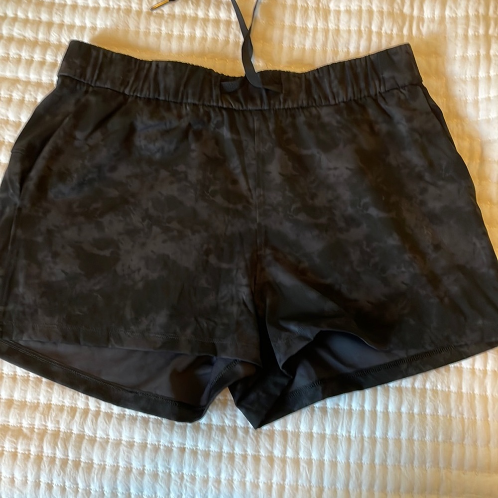Amazon shorts